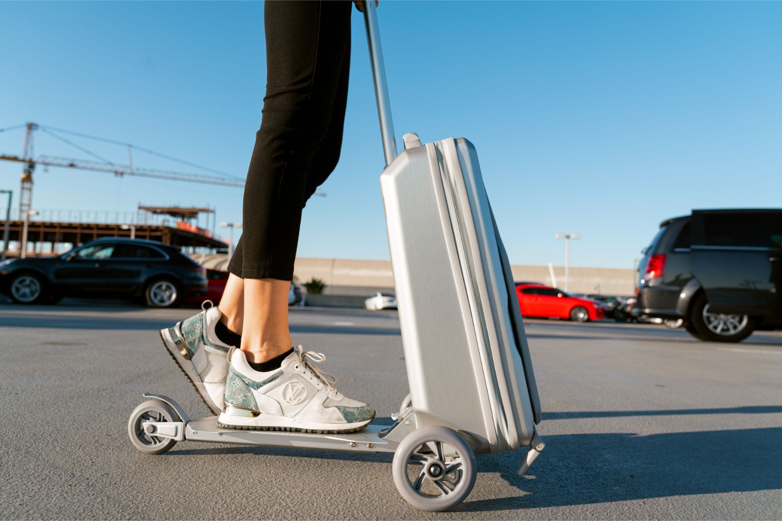 SILVER SCOOTER WITH SUITCASE SHAPE 3